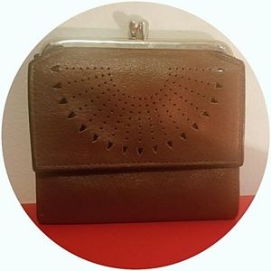 Vintage 1970's leather wallet